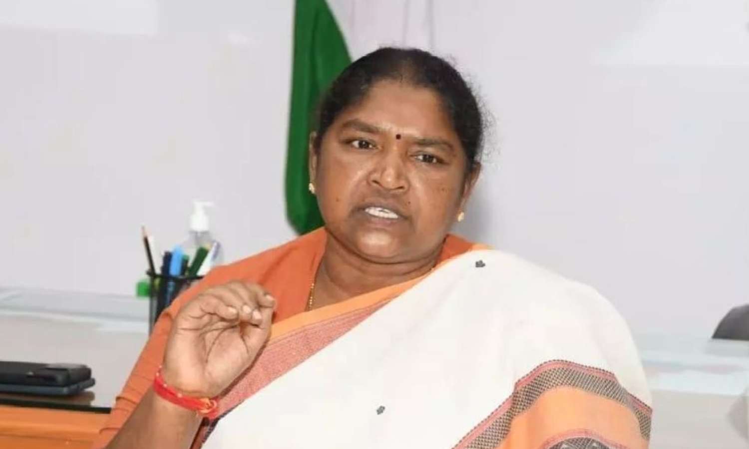 Seethakka Honored with Eashwari Bai Memorial Award