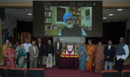 Experts Advocate Special Grants for Poor States