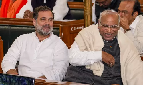 PM Biggest Dramabaaz, Indulging in Hypocrisy: Congress