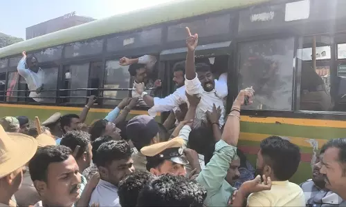 Protesting Job Aspirants Taken Into Preventive Custody in Dharwad
