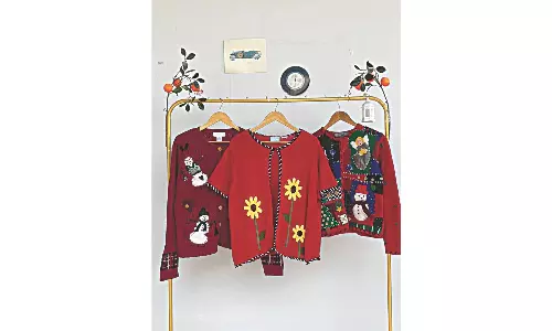 Youngsters Put Fashion Eras On Shuffle Mode