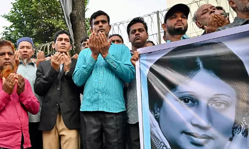 Security Tightened as Chinese Medics Join Zia Treatment Efforts Security Tightened as Chinese Medics Join Zia Treatment Efforts