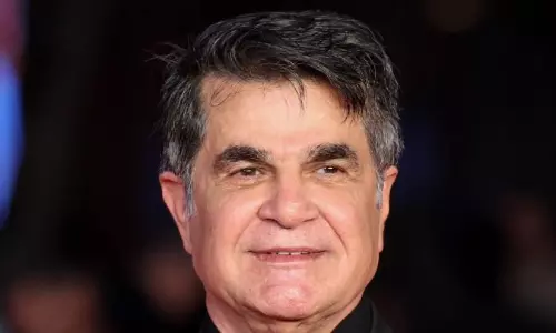 Iran Sentences Acclaimed Director Jafar Panahi In Absentia To A Year In Prison