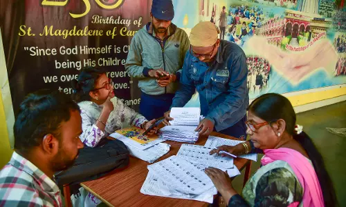 SC Asks States to Provide More Staff to EC for SIR Duty to Ease Pressure on BLOs