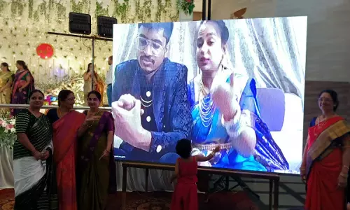 Flight Chaos Leaves Newlyweds Stranded Attend Own Reception Online Flight Chaos Leaves Newlyweds Stranded Attend Own Reception Online