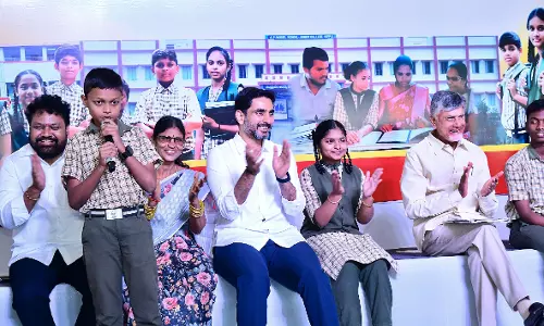 CM Naidu Pushes Kalalaku Rekkalu Scheme for Overseas Education