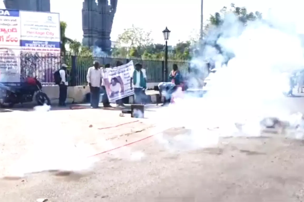 Farmers Celebrate After ACB Arrests Additional Collector Farmers Celebrate After ACB Arrests Additional Collector