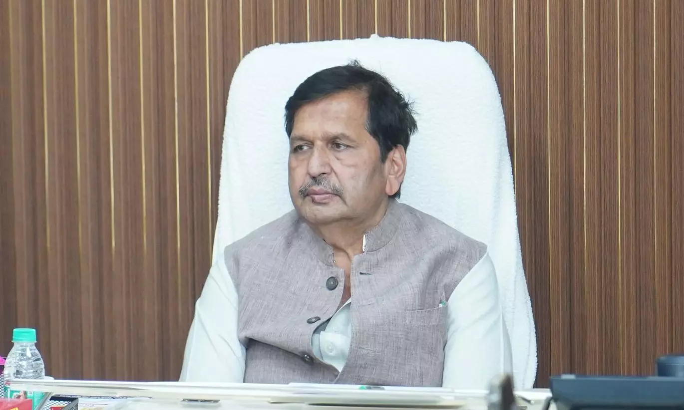 Maharashtra Minister Refers To Mamata Banerjee As ‘Terrorist’ Maharashtra Minister Refers To Mamata Banerjee As ‘Terrorist’