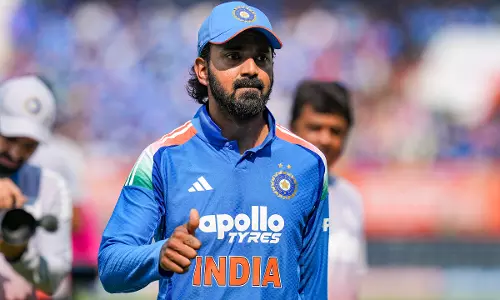 Toss Win Pays Off Instantly: India Opt to Bowl, Claim Early Wicket Against South Africa in ODI Decider Toss Win Pays Off Instantly: India Opt to Bowl, Claim Early Wicket Against South Africa in ODI Decider