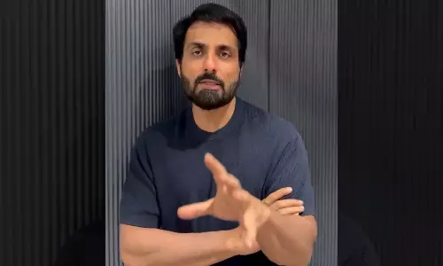 Indigo Fiasco: Sonu Sood Roots For Airport Ground Staff Indigo Fiasco: Sonu Sood Roots For Airport Ground Staff