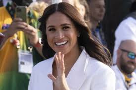 Meghan Markle Reaches Out to Estranged Father