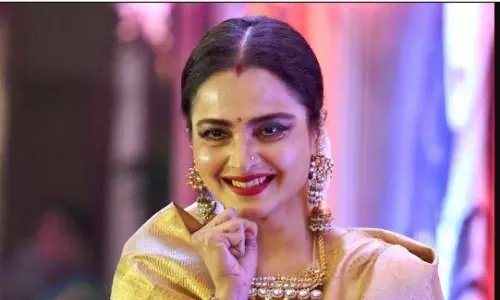Return of The Reclusive Rekha Return of The Reclusive Rekha