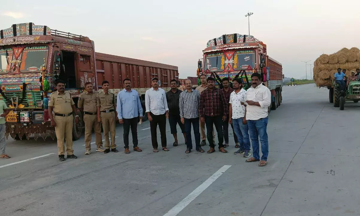 Surprise Checks Of V&E Dept. Net Rs.9.6 Lakhs In Fines