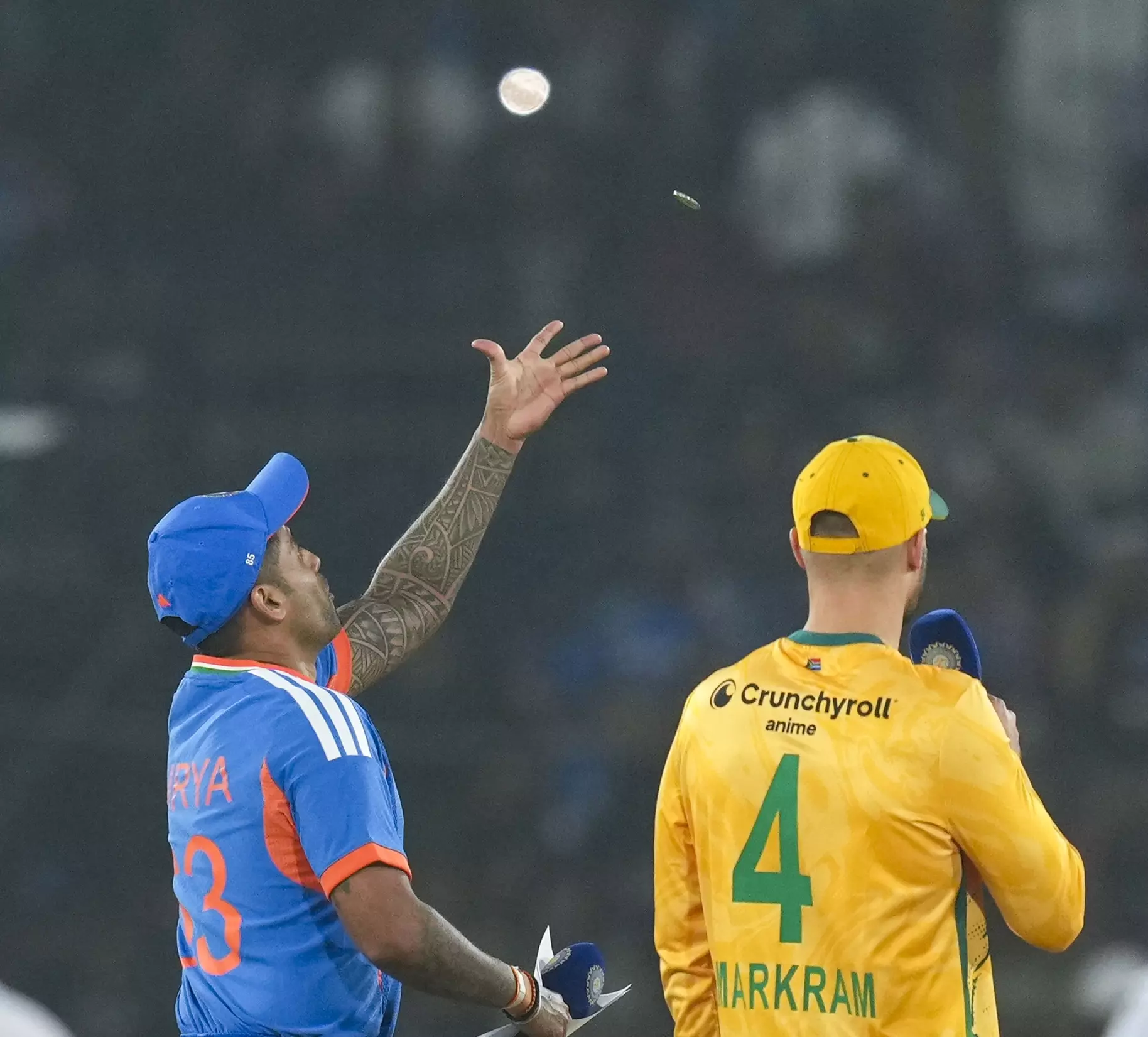 SA Elect To Bowl Against India in 1st T20I; Gill, Hardik Return SA Elect To Bowl Against India in 1st T20I; Gill, Hardik Return