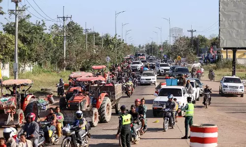 Cambodia and Thailand Clash at Border as Civilian Toll Rises Cambodia and Thailand Clash at Border as Civilian Toll Rises