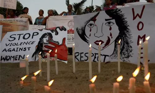 Minor Girl Raped by Autorickshaw Driver in Tirupathi Minor Girl Raped by Autorickshaw Driver in Tirupathi