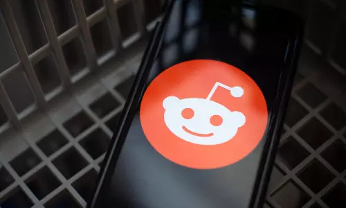 Reddit Adds Global Teen Safety Features Ahead of Australia Ban Reddit Adds Global Teen Safety Features Ahead of Australia Ban