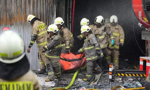 Fire Breaks Out At 7-Storey Building In Indonesias Jakarta, 20 Dead Fire Breaks Out At 7-Storey Building In Indonesias Jakarta, 20 Dead