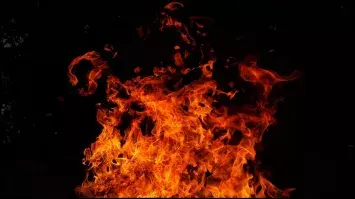 Hyderabad: Fire Breaks Out at Coaching Centre in Ameerpet Hyderabad: Fire Breaks Out at Coaching Centre in Ameerpet