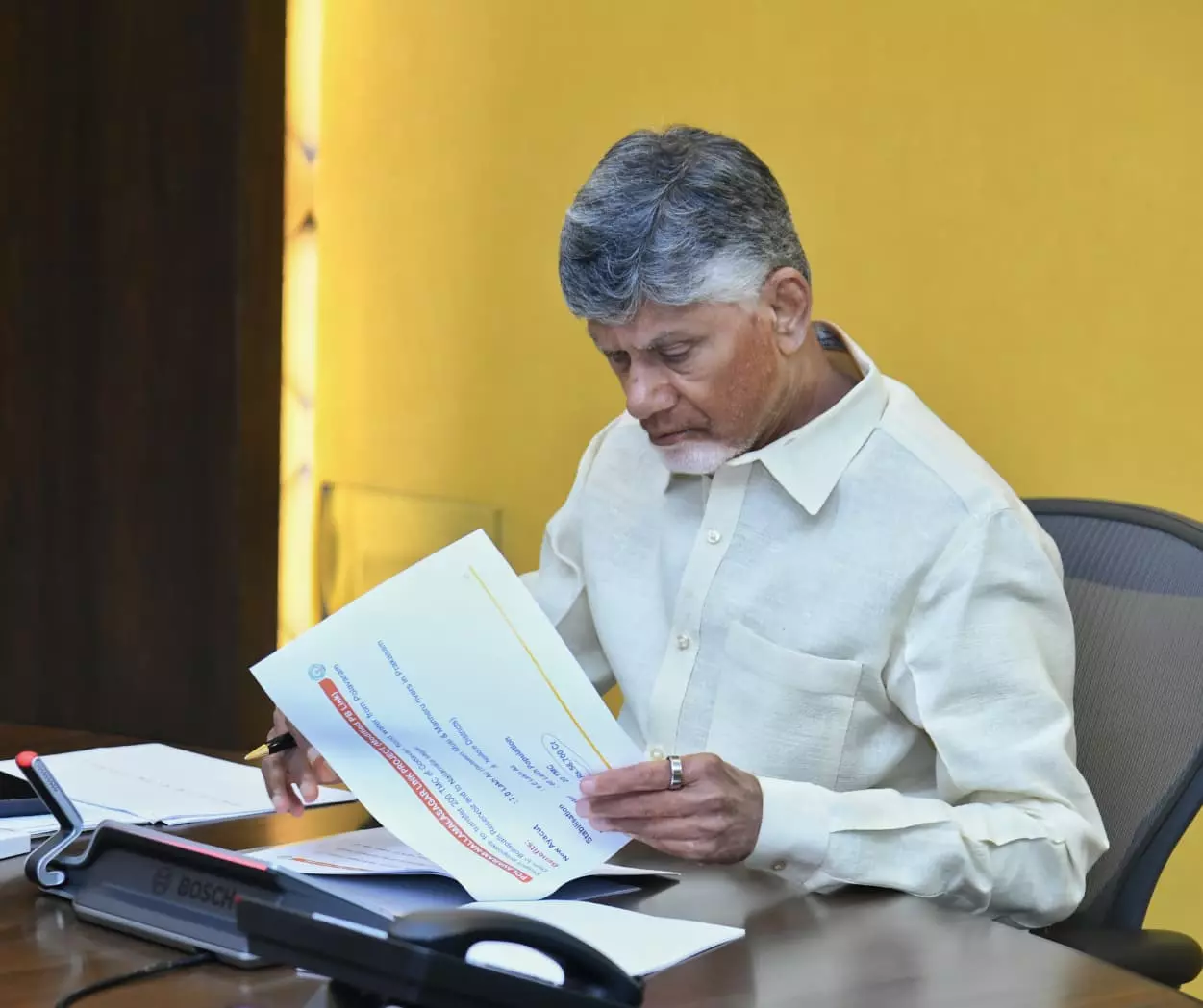Naidu Calls for Reforms and Continuous Review of Welfare Schemes in AP Naidu Calls for Reforms and Continuous Review of Welfare Schemes in AP