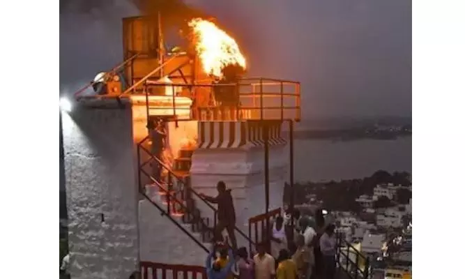 DC Edit | TN Politics Embroils HC Judge DC Edit | TN Politics Embroils HC Judge