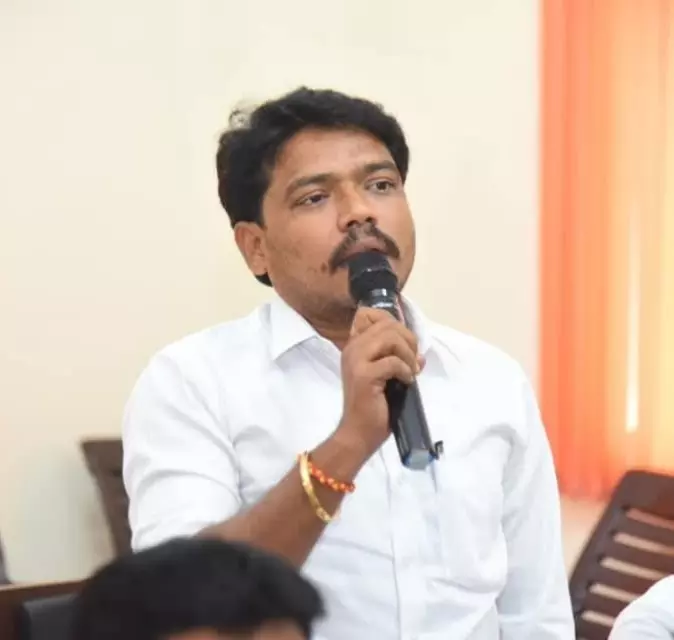 Paka Suresh to be YSRCs Kadapa Mayor Nominee Paka Suresh to be YSRCs Kadapa Mayor Nominee