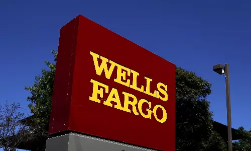 Wells Fargo Expects More Job Cuts, Will Roll Out AI Gradually In 2026
