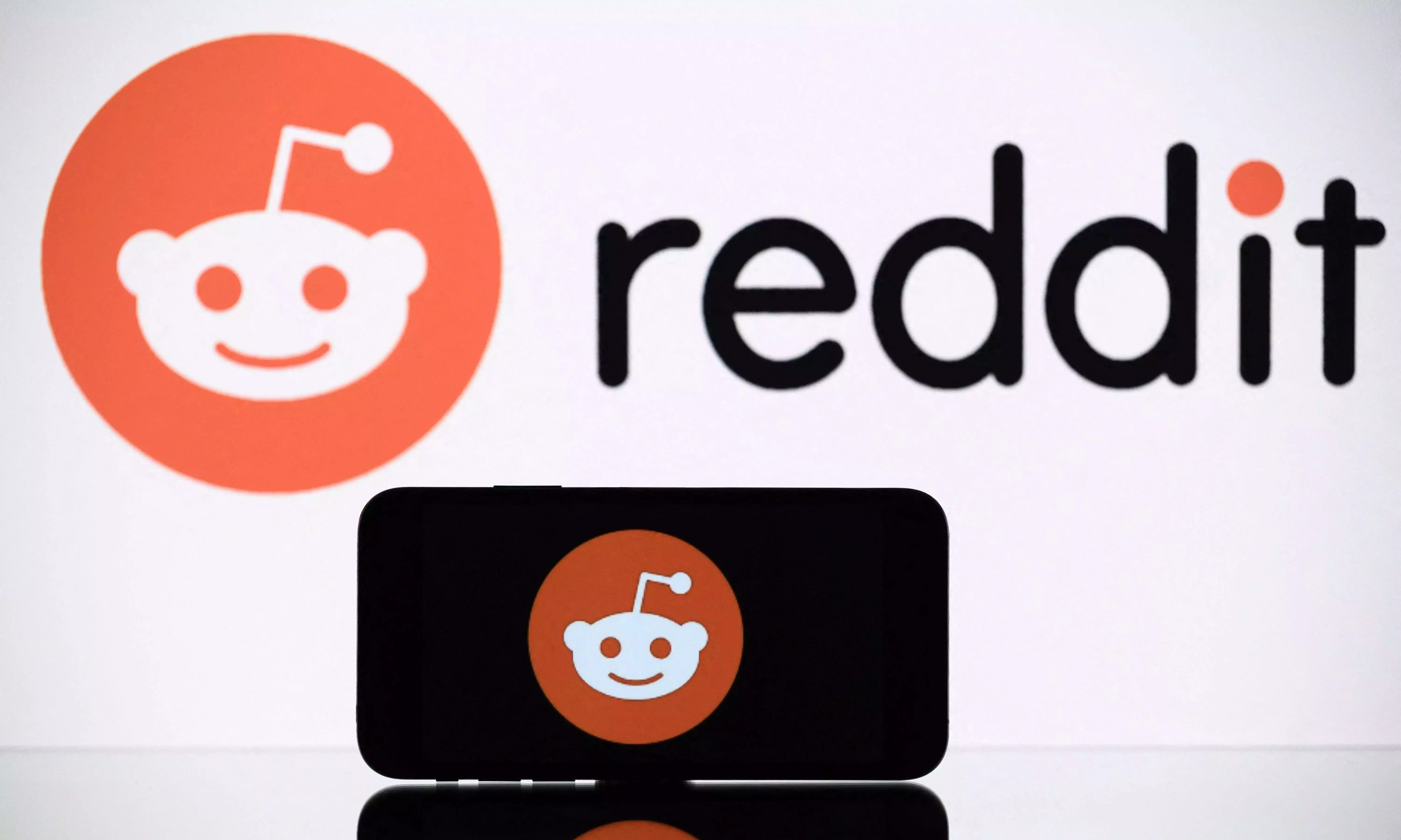Reddit Begins Testing Verified Profiles To Boost Transparency Reddit Begins Testing Verified Profiles To Boost Transparency