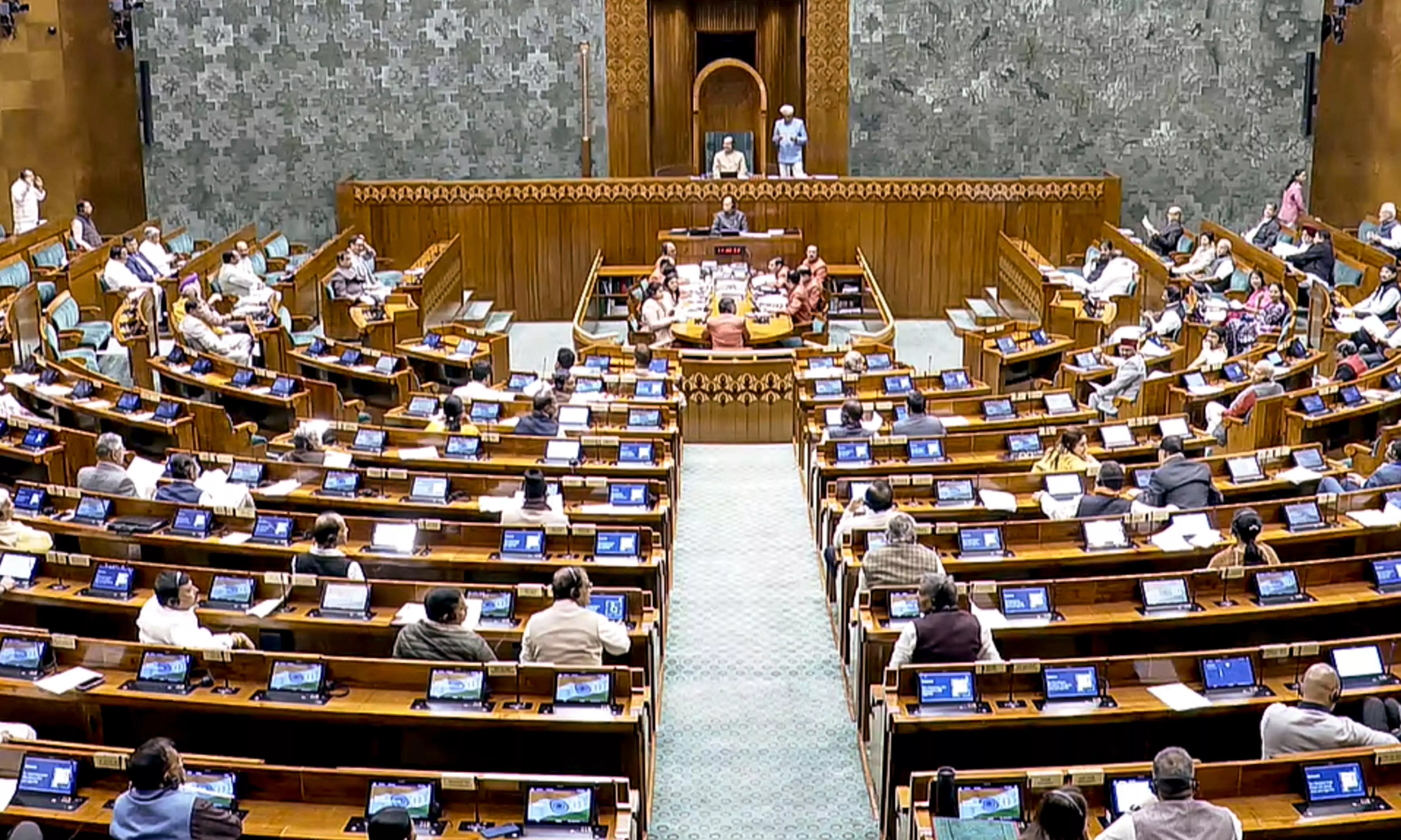 Government Dismisses External Climate Risk Rankings for Policymaking