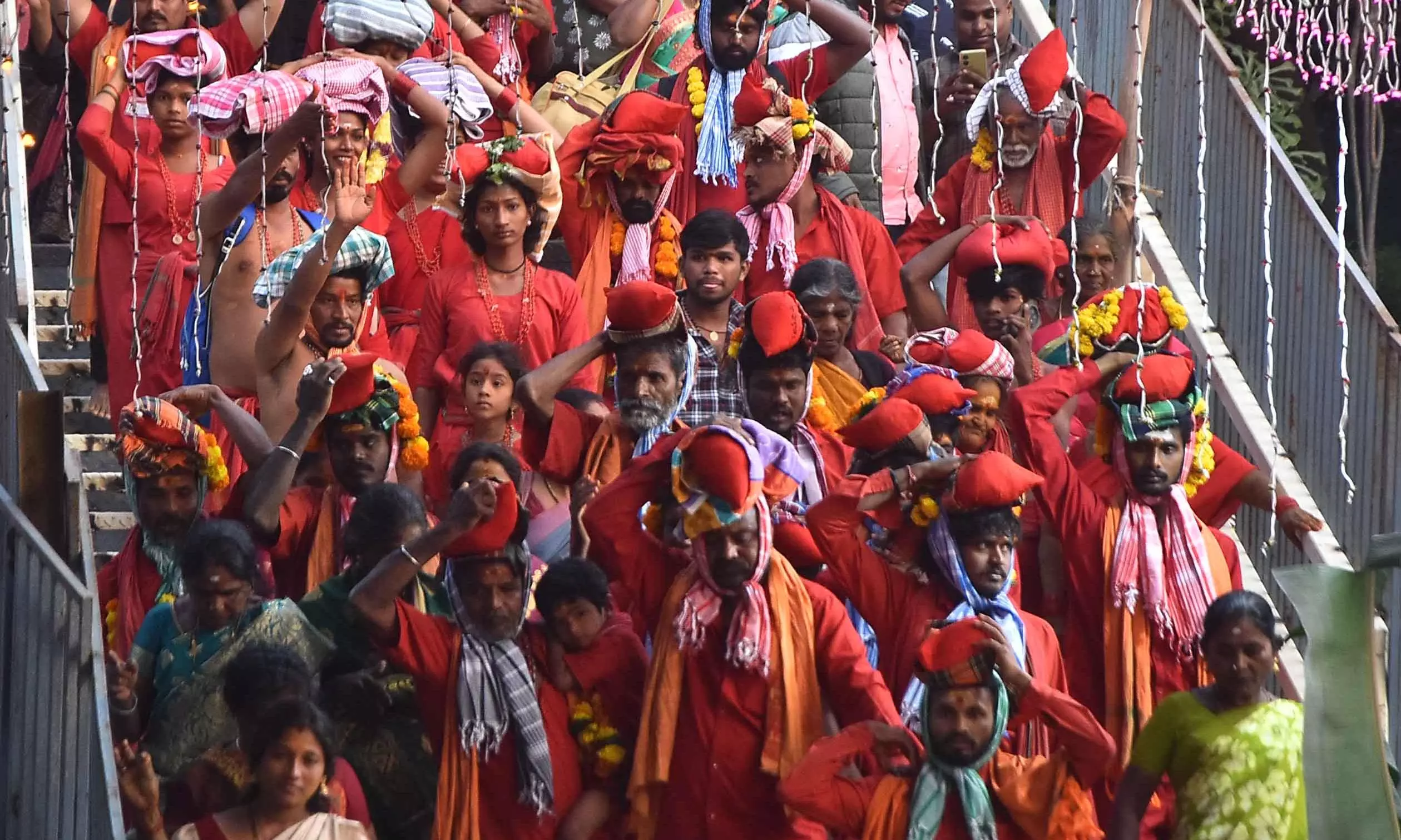 Bhavani Deeksha Viramana Begins With Devotional Fervour Atop Indrakeeladri Bhavani Deeksha Viramana Begins With Devotional Fervour Atop Indrakeeladri