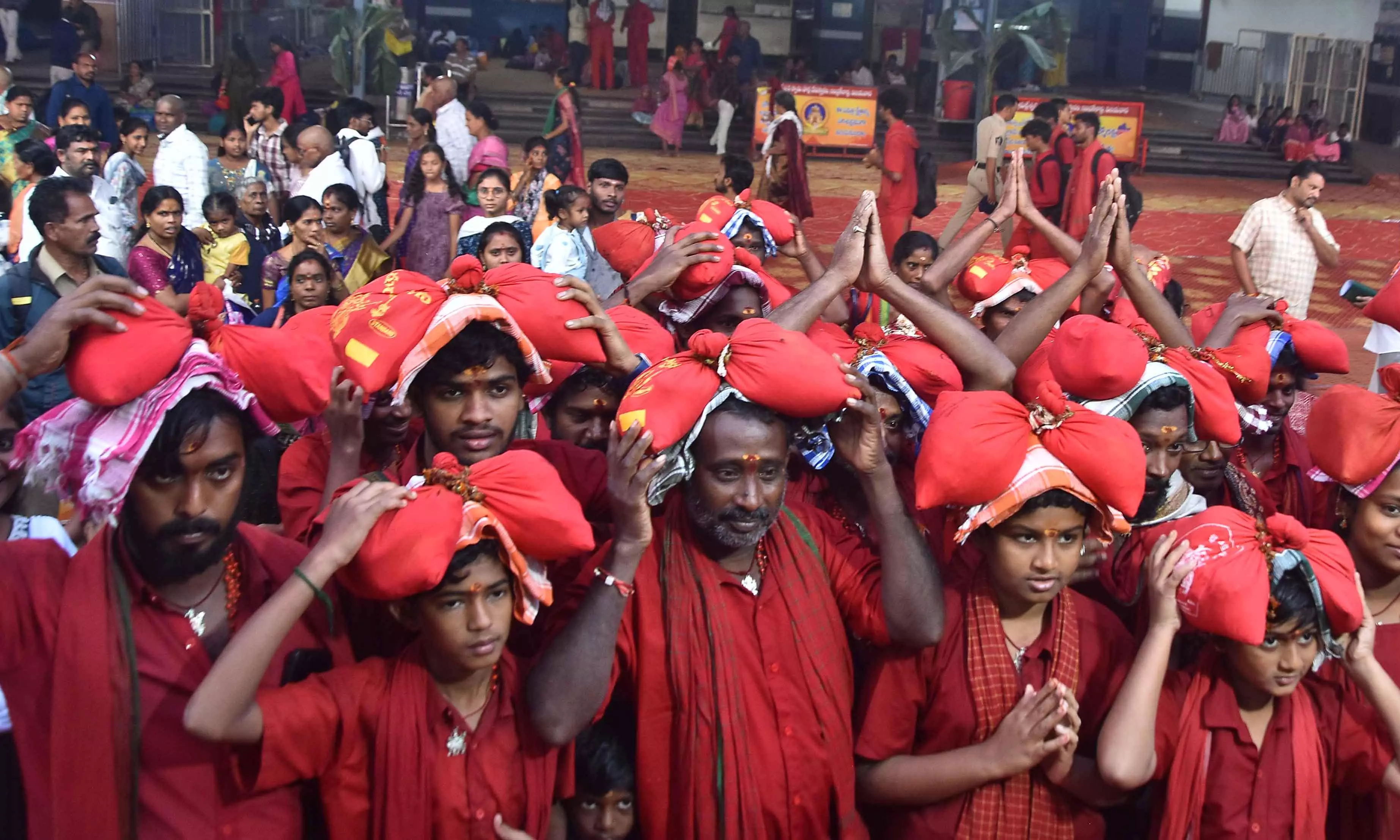 Bhavani Deeksha Viramana Begins With Devotional Fervour Atop Indrakeeladri Bhavani Deeksha Viramana Begins With Devotional Fervour Atop Indrakeeladri
