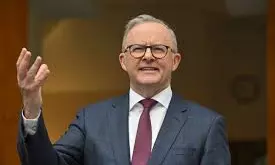 Australia Leader Defends Social Media Ban As Teens Brag About Staying Online