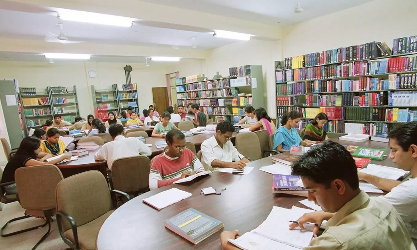 Students, Oppn Seek White Paper On Fee Dues