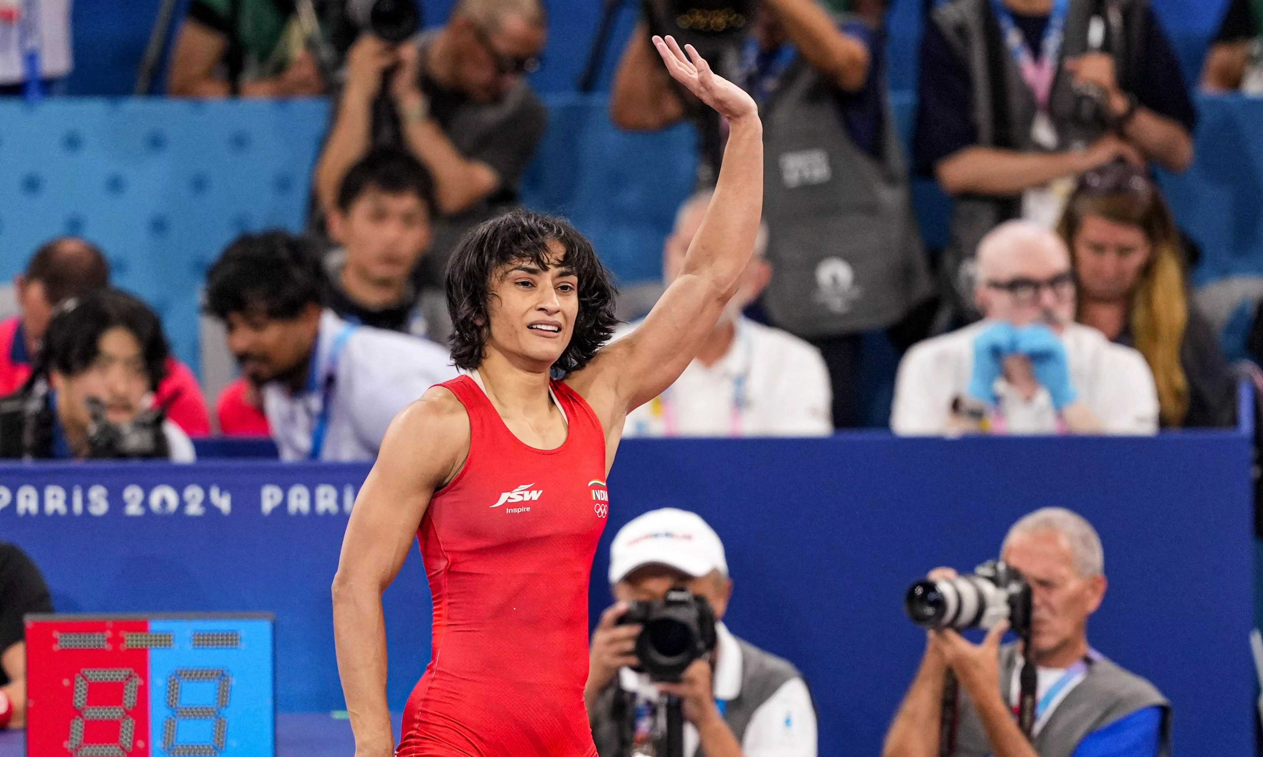 Vinesh Phogat Comes Out of Retirement, Targets LA 2028 Olympics Vinesh Phogat Comes Out of Retirement, Targets LA 2028 Olympics