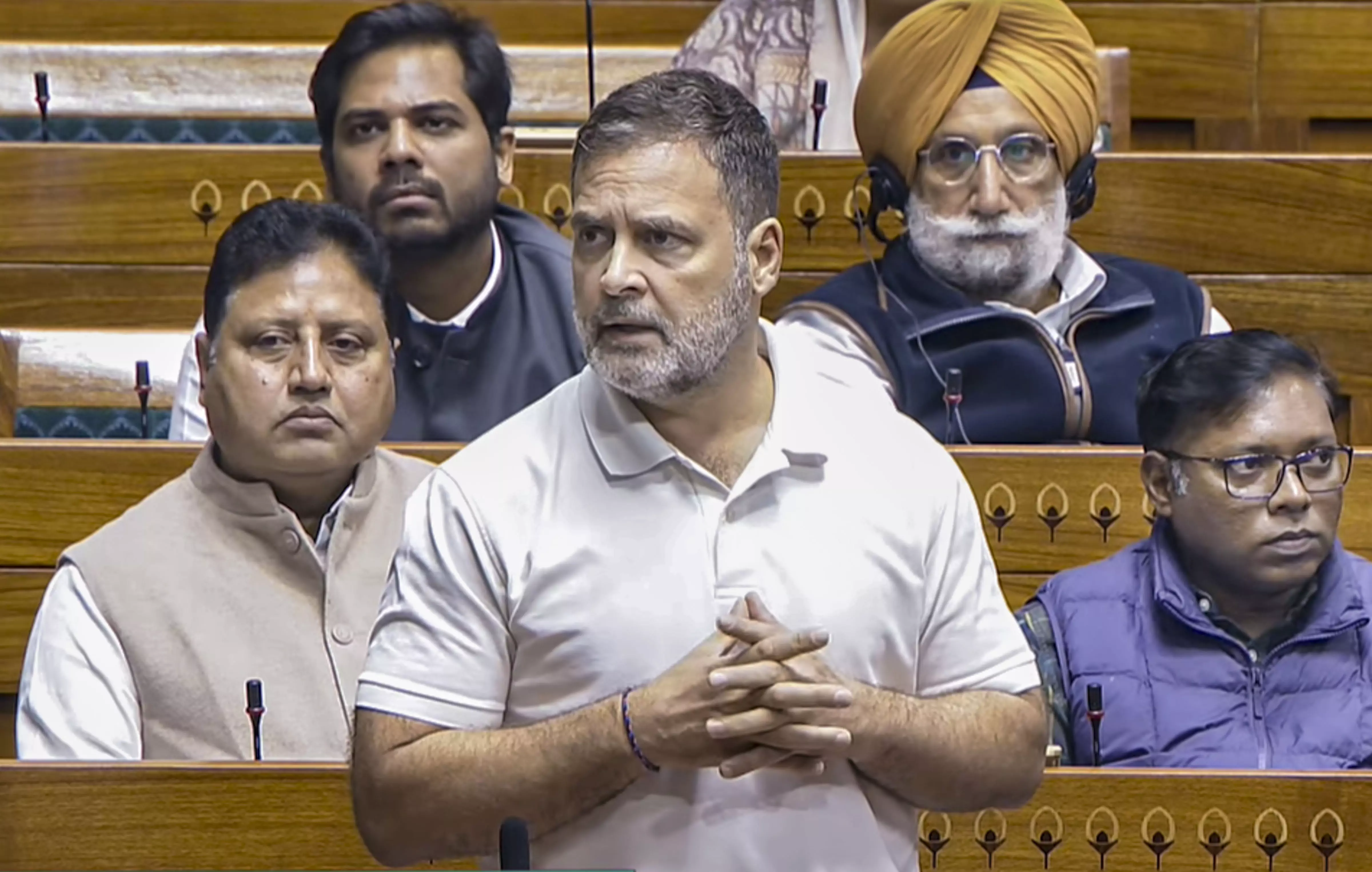 Rahul Gandhi Pushes for Debate on Pollution in Lok Sabha Rahul Gandhi Pushes for Debate on Pollution in Lok Sabha