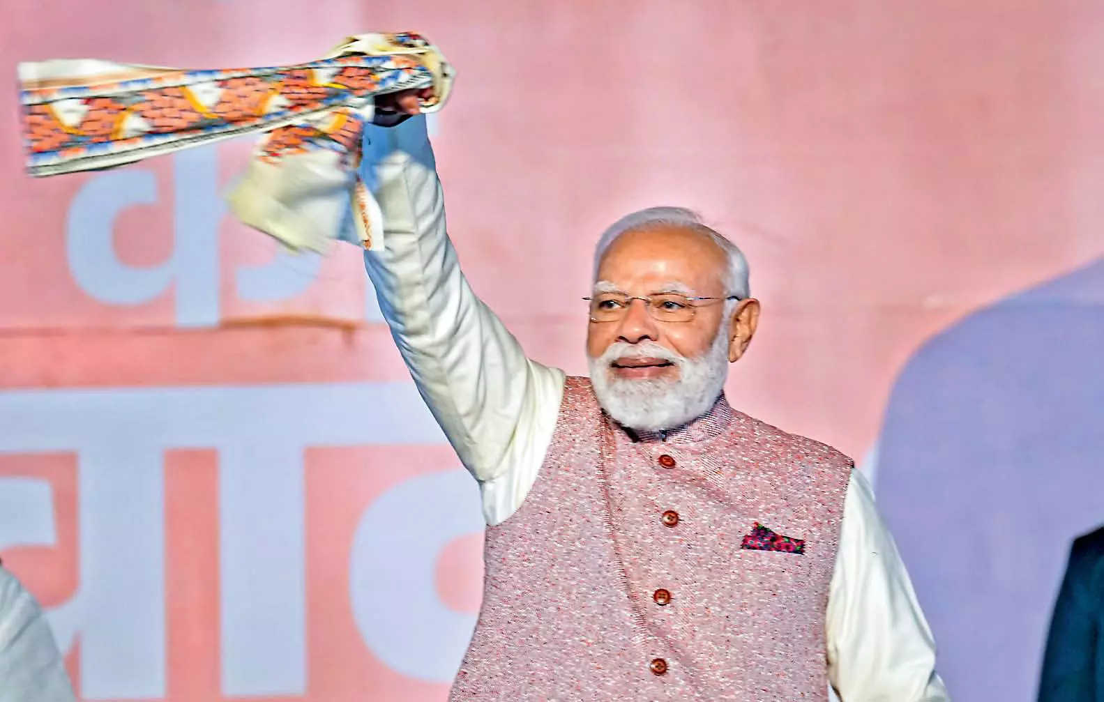 MEA: Modi to Visit Oman, Strengthen Ties MEA: Modi to Visit Oman, Strengthen Ties