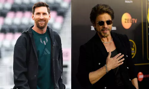Is SRK Really Meeting Messi in Kolkata? Fans Are Already Buzzing Is SRK Really Meeting Messi in Kolkata? Fans Are Already Buzzing