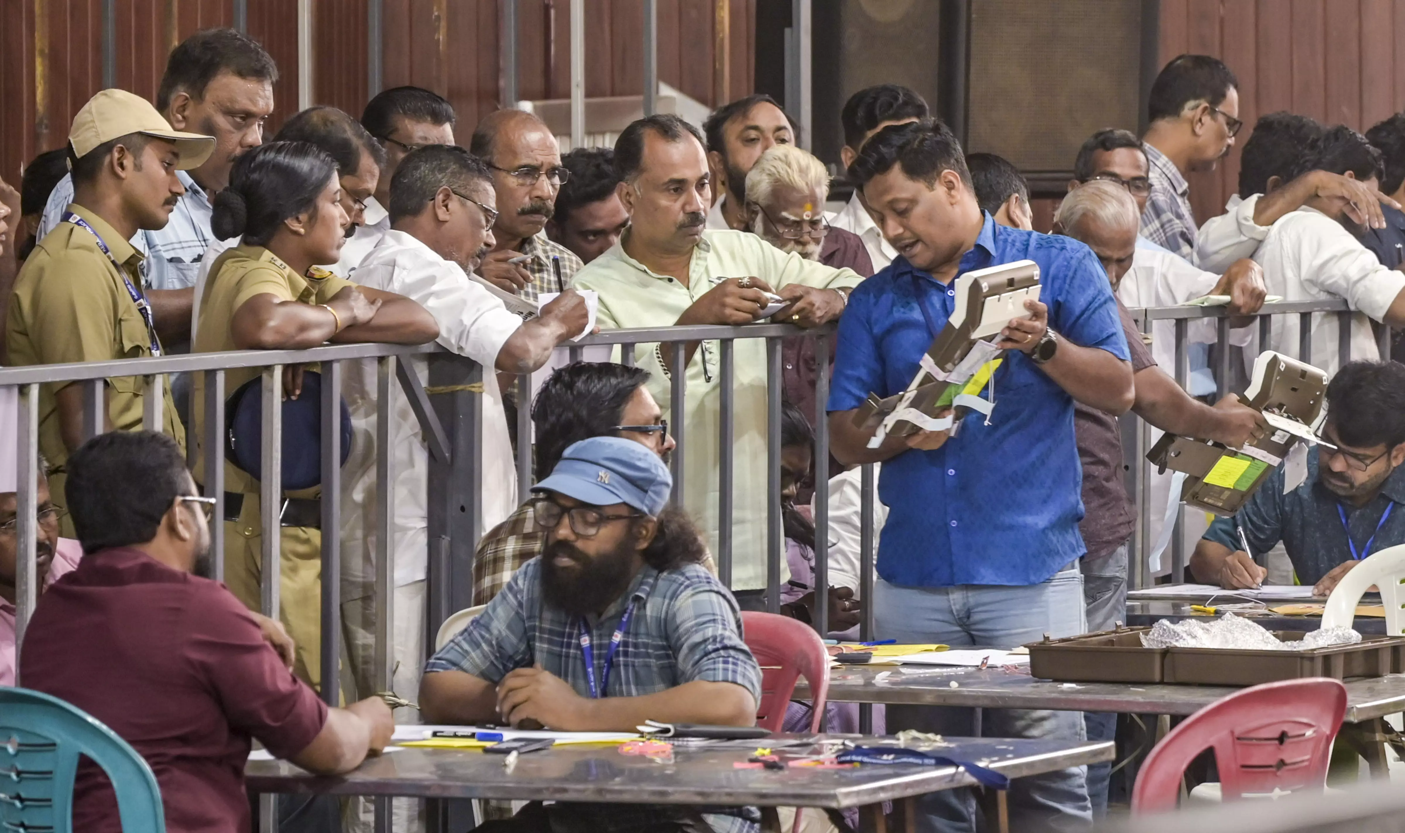 UDF Leads LDF in Kerala Local Body Poll Trends UDF Leads LDF in Kerala Local Body Poll Trends