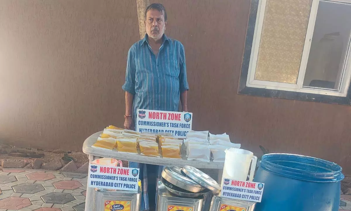 Elderly Person Held in Secunderabad for Selling Adulterated Ghee Elderly Person Held in Secunderabad for Selling Adulterated Ghee