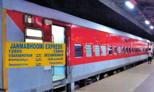 Railways Revise Timings of Janmabhoomi Superfast Express; Special Trains Extended