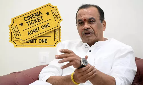 Exhibitors Welcome Minister Komatireddy’s Decision on Ticket Rate Hikes Exhibitors Welcome Minister Komatireddy’s Decision on Ticket Rate Hikes