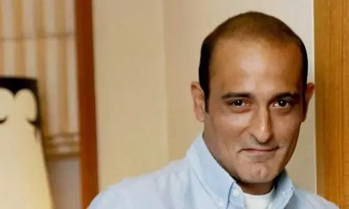 Akshaye Khanna on Losing His Hair at 19: It Was Devastating Akshaye Khanna on Losing His Hair at 19: It Was Devastating