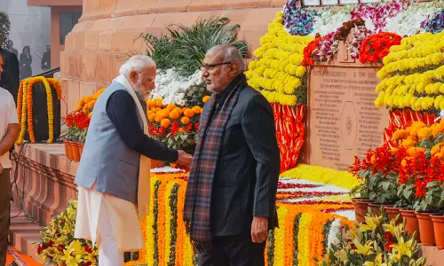 2001 Attack on Parliament: Tributes to Fallen Heroes 2001 Attack on Parliament: Tributes to Fallen Heroes