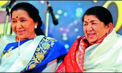 Asha Bhosle’s Tribute To Sister Lata Mangeshkar Asha Bhosle’s Tribute To Sister Lata Mangeshkar