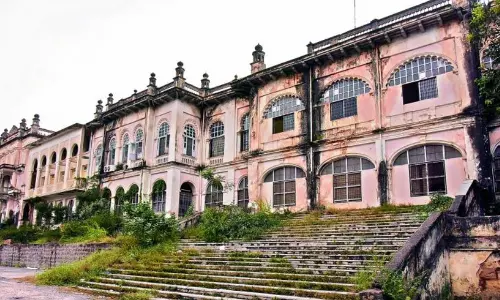 States Neglect Damages Telanganas Errum Manzil Beyond Repair States Neglect Damages Telanganas Errum Manzil Beyond Repair