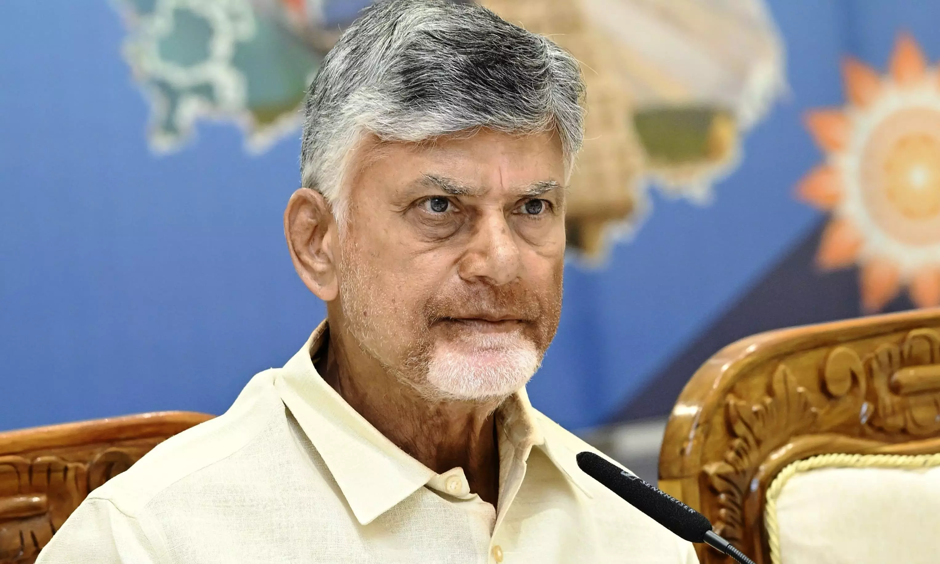 Naidu Declares Dec. 15 as Day of Sacrifice Honouring Potti Sriramulu Naidu Declares Dec. 15 as Day of Sacrifice Honouring Potti Sriramulu