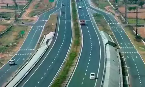 Govt Plans To Develop 4-Lane Roads Under HAM On Stretches Govt Plans To Develop 4-Lane Roads Under HAM On Stretches