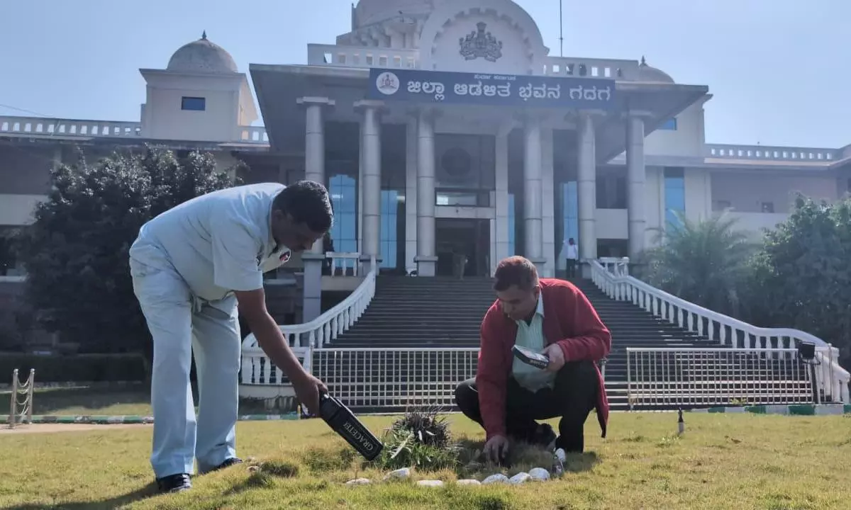 Bomb Threat Mails To Mangaluru RTO, Gadag District Administration Office Turns Out Hoaxes Bomb Threat Mails To Mangaluru RTO, Gadag District Administration Office Turns Out Hoaxes