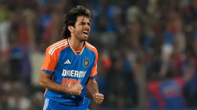 IPL 2026 Auction Live: Green Gets ₹25.2 Cr, Bishnoi to RR for ₹7.2 Cr IPL 2026 Auction Live: Green Gets ₹25.2 Cr, Bishnoi to RR for ₹7.2 Cr