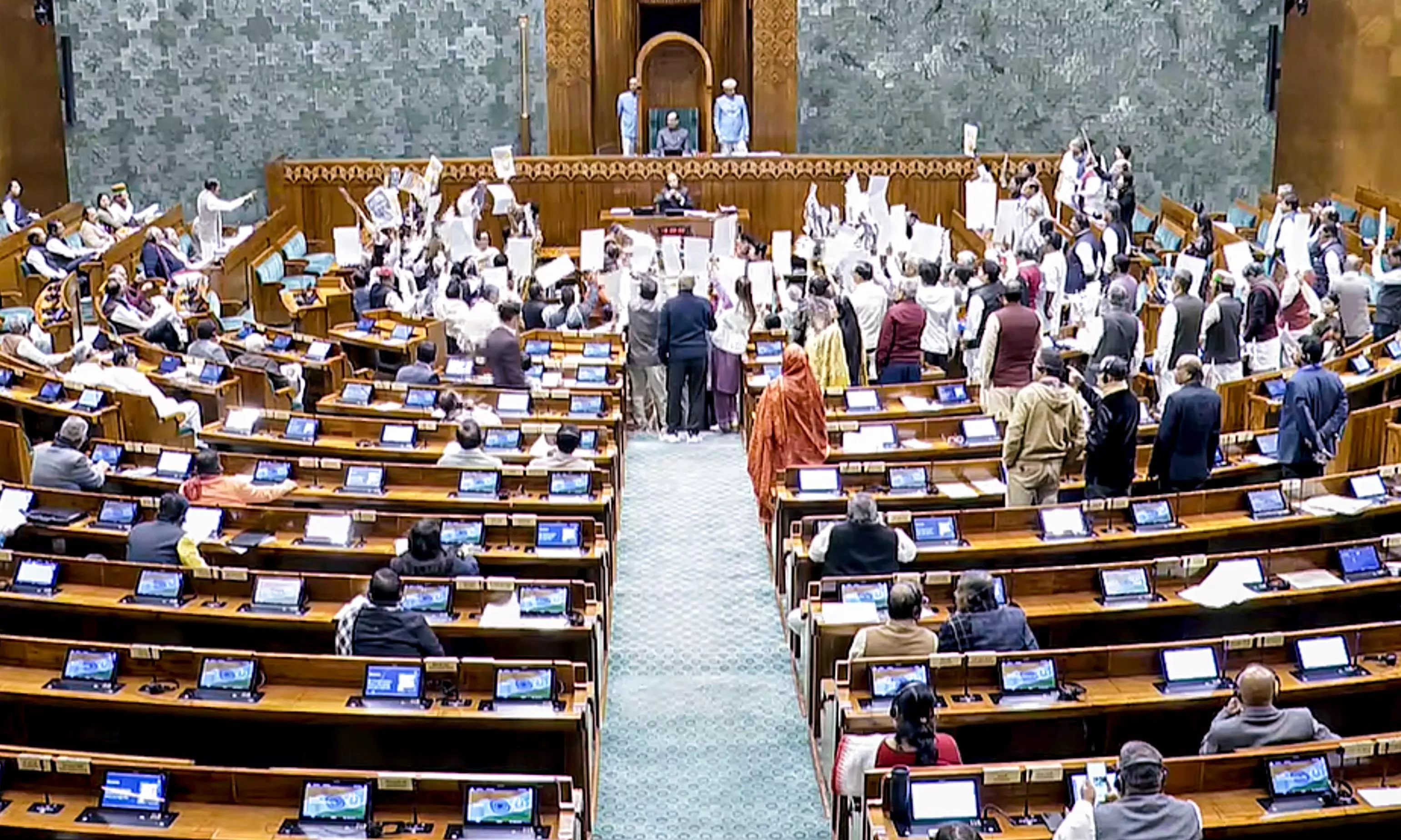 Lok Sabha Approves Bill to Repeal or Amend 71 Laws Lok Sabha Approves Bill to Repeal or Amend 71 Laws